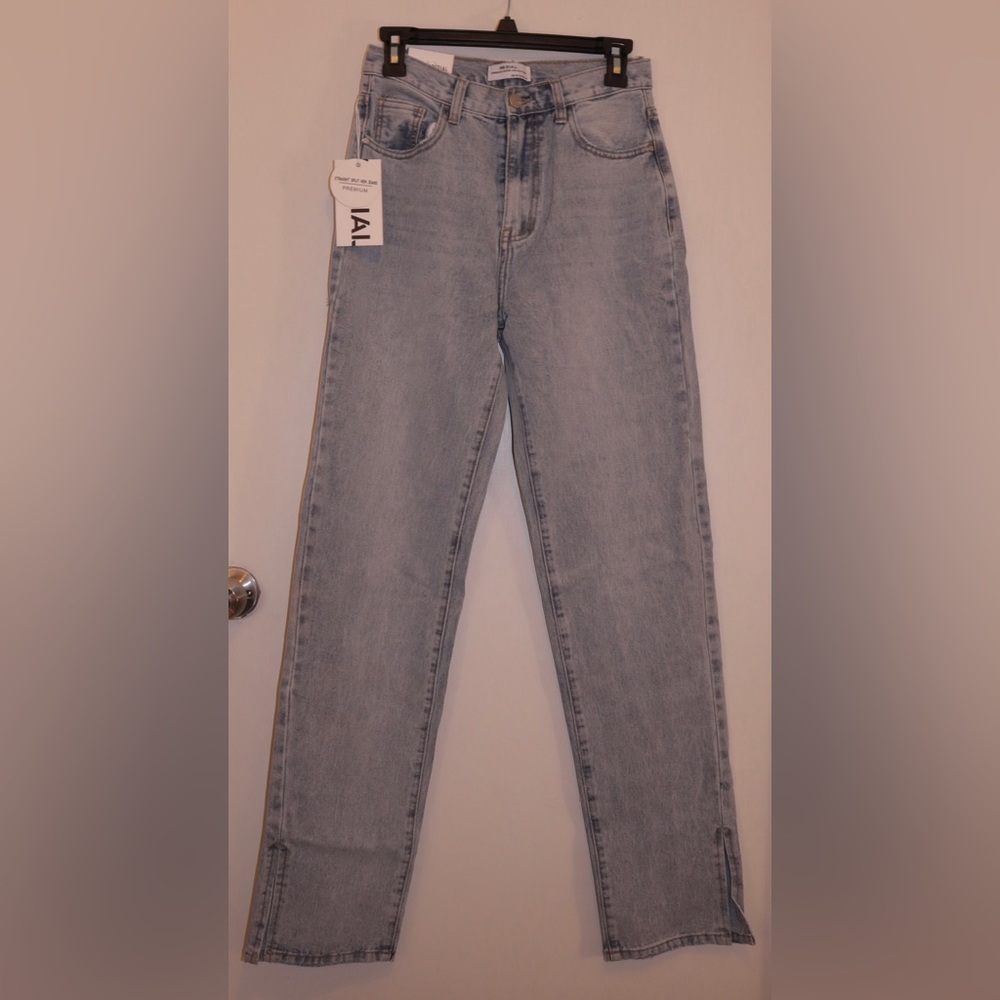 REDIAL Straight Leg Split Hem Jeans